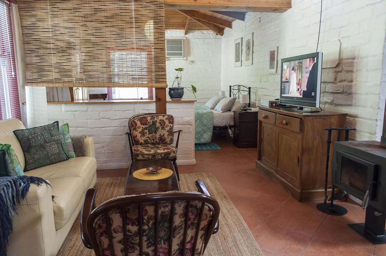 Trevalia Accommodation Penwortham Экстерьер фото