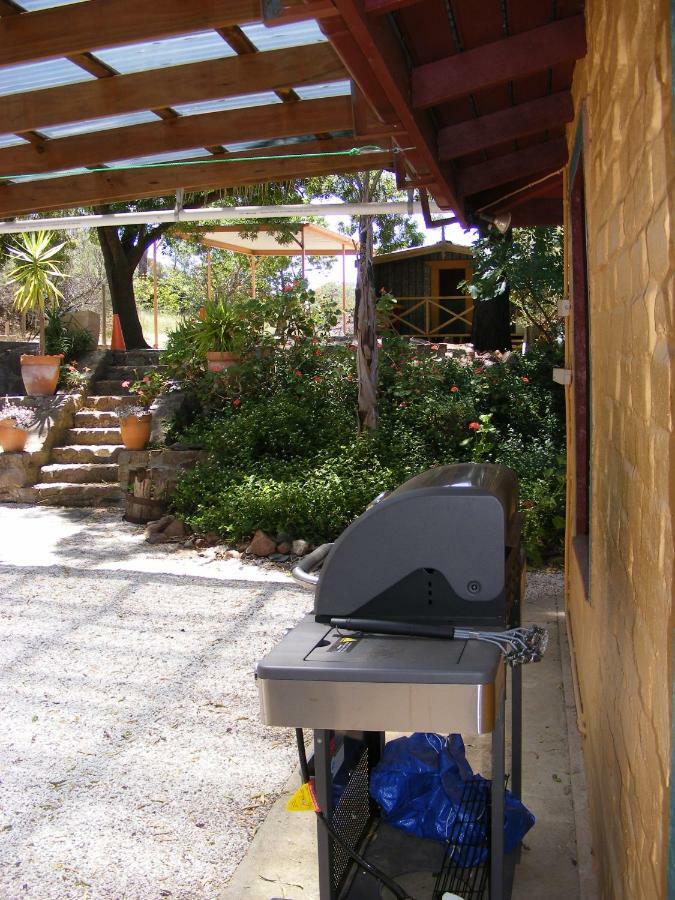 Trevalia Accommodation Penwortham Экстерьер фото